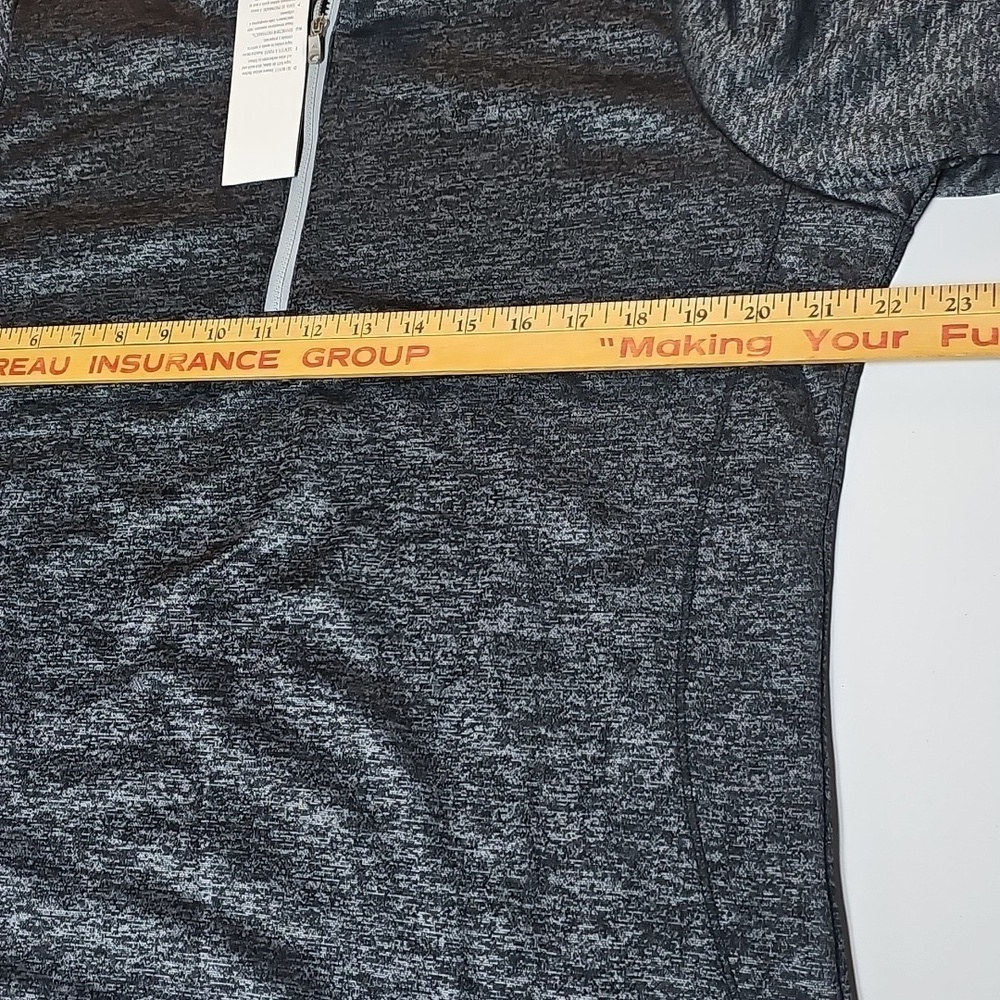 NWT Adidas Gray Quarter-Zip Pullover Golf Top Ladies Sz XL - Picture 8 of 10